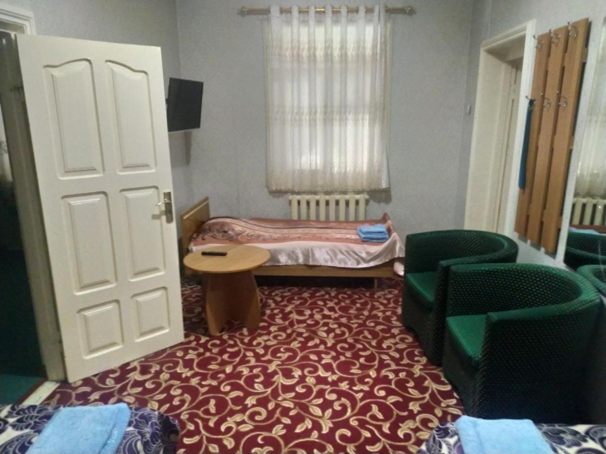 Avesto Bed and Breakfast Urgench Exterior foto